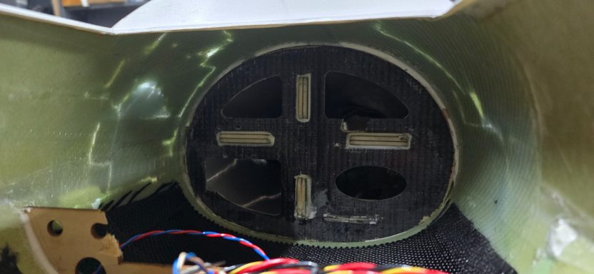 GFK-Reparatur im Modellrumpf